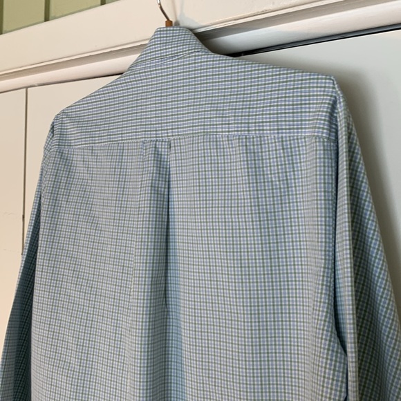 Vineyard Vines (M) - Picture 13 of 15